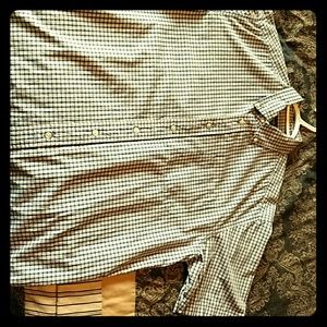 Short sleeve casual shirt